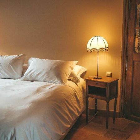 Bed and Breakfast "La Girelle, Bord De Mer" Honfleur Exterior foto